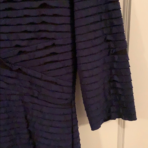 Navy Ruffled Bodycon Dress - Picture 3 of 4